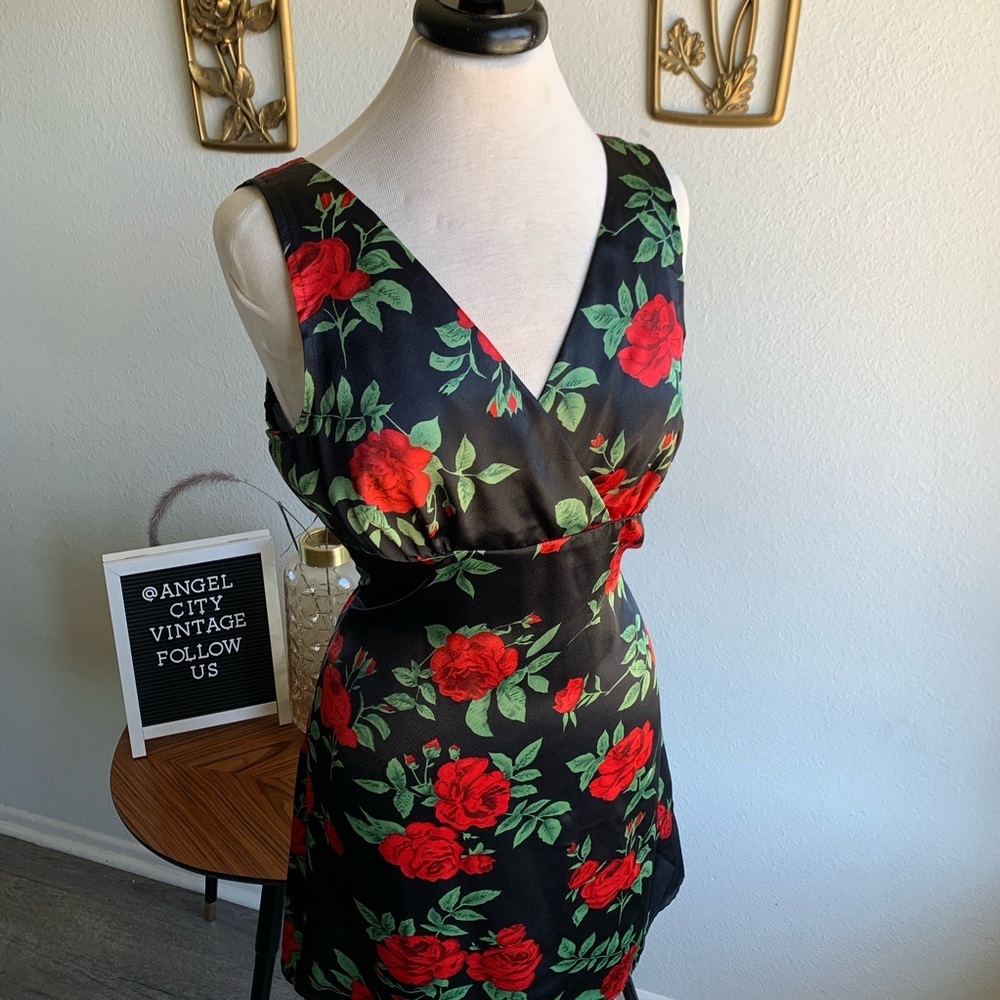 Vintage Rose Mini Silky  Dress V Neckline